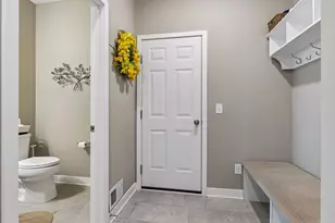 19257 Meadow View Ln, Maple Grove, MN 55311 - Photo 12