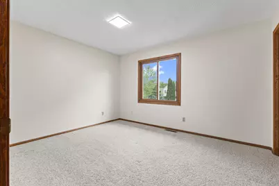 6666 Xerxes Place N, Brooklyn Center, MN 55430 - Photo 10