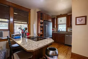 1489 Sherburne Ave, Saint Paul, MN 55104 - Photo 2