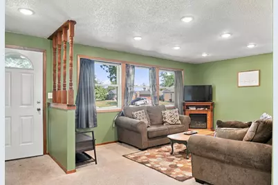 930 Park Street, Brooten, MN 56316 - Photo 8