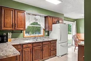 930 Park St, Brooten, MN 56316 - Photo 4