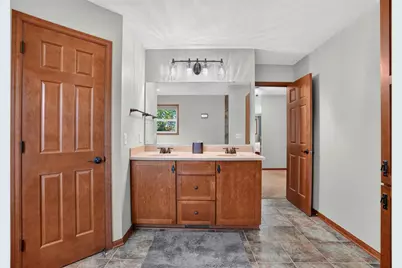 15211 Plumstone Drive, Eden Prairie, MN 55347 - Photo 28