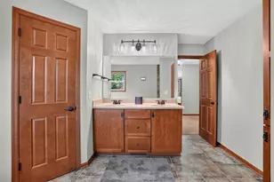 15211 Plumstone Dr, Eden Prairie, MN 55347 - Photo 28