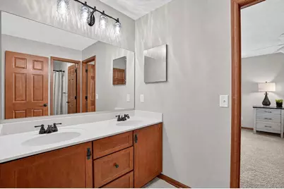15211 Plumstone Drive, Eden Prairie, MN 55347 - Photo 32