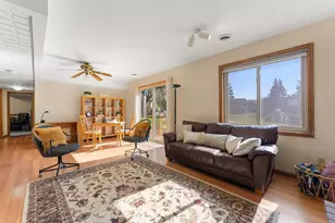 1013 Rushmore Dr, Burnsville, MN 55306 - Photo 6
