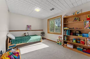 1013 Rushmore Dr, Burnsville, MN 55306 - Photo 16