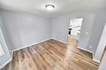 6009 25th Ave NW, Rochester, MN 55901 - Photo 6