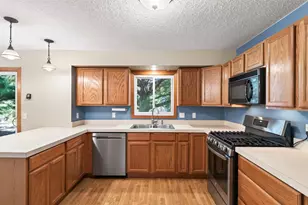 15233 Urbank St NE, Ham Lake, MN 55304 - Photo 16