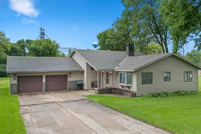 280 Colfax Avenue NE, Hector, MN 55342 - Photo 2