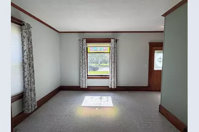 501 Center Street E, Roseau, MN 56751 - Photo 10