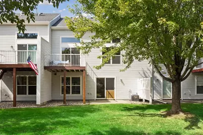 10626 Pond Curve, Woodbury, MN 55129 - Photo 2