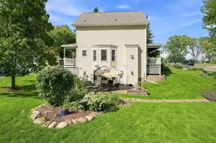 1402 4th St N, Stillwater, MN 55082 - Photo 8