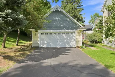 1402 4th Street N, Stillwater, MN 55082 - Photo 4