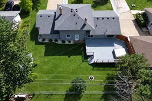 1825 Woodcrest Dr, Saint Paul, MN 55119 - Photo 2