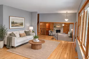 1825 Woodcrest Dr, Saint Paul, MN 55119 - Photo 14