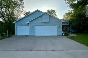 325 Willow St, Mora, MN 55051 - Photo 4