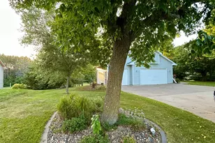 325 Willow St, Mora, MN 55051 - Photo 6