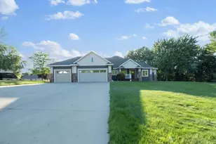 1890 Ridgewood Dr NW, Alexandria, MN 56308 - Photo 1