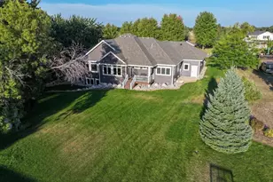 1890 Ridgewood Dr NW, Alexandria, MN 56308 - Photo 2