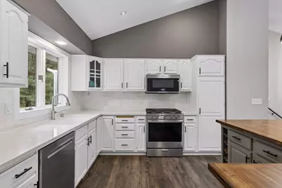 98 Quality Avenue N, Lakeland, MN 55043 - Photo 12