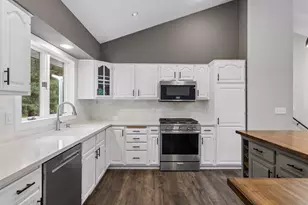 98 Quality Ave N, Lakeland, MN 55043 - Photo 12