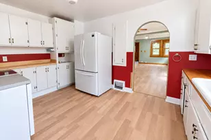 640 Superior Ave, Crosby, MN 56441 - Photo 6