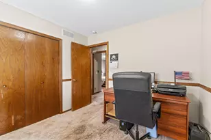 17161 S Shore Ln, Eden Prairie, MN 55346 - Photo 28
