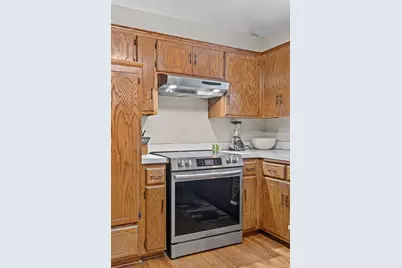 17161 S Shore Lane, Eden Prairie, MN 55346 - Photo 12