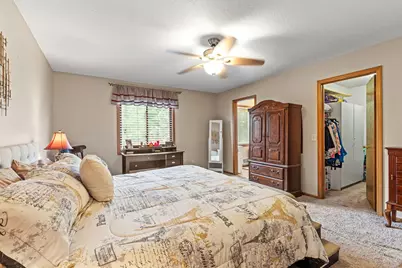 17161 S Shore Lane, Eden Prairie, MN 55346 - Photo 34