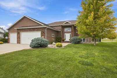 1840 35th Street Circle S, Moorhead, MN 56560 - Photo 2
