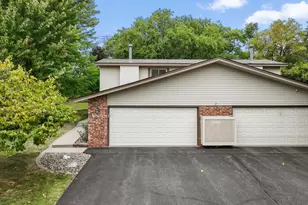 13430 Pepperwood Cir, Minnetonka, MN 55305 - Photo 1