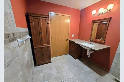 101 9th Avenue NW, Pipestone, MN 56164 - Photo 16