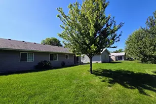 163 Ridgeview Dr, Pipestone, MN 56164 - Photo 28