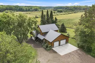 3331 Sunset St, Hinckley, MN 55037 - Photo 2