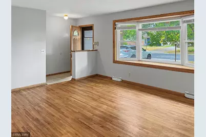 6213 Chowen Avenue N, Brooklyn Center, MN 55429 - Photo 14