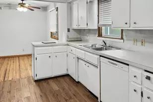 6213 Chowen Ave N, Brooklyn Center, MN 55429 - Photo 12