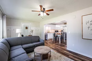 810 Hanson Rd, La Crosse, WI 54603 - Photo 6