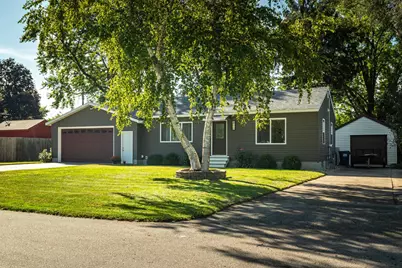 810 Hanson Road, La Crosse, WI 54603 - Photo 2