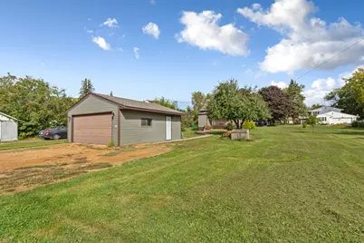 310 Oak Avenue SW, Montgomery, MN 56069 - Photo 34