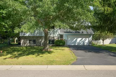 9441 Hames Avenue S, Cottage Grove, MN 55016 - Photo 4