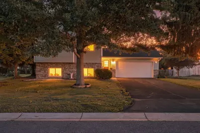 9441 Hames Avenue S, Cottage Grove, MN 55016 - Photo 2