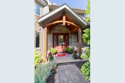 8610 Valley View Court, Chanhassen, MN 55317 - Photo 4
