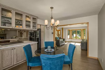 8610 Valley View Court, Chanhassen, MN 55317 - Photo 16