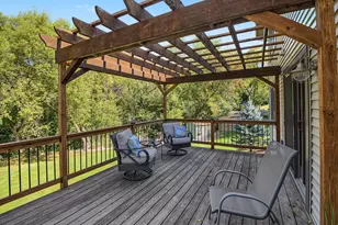8610 Valley View Ct, Chanhassen, MN 55317 - Photo 44