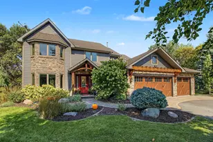 8610 Valley View Ct, Chanhassen, MN 55317 - Photo 1