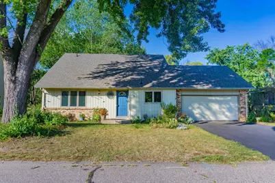 110105 Arboretum Way, Chaska, MN 55318 - Photo 2