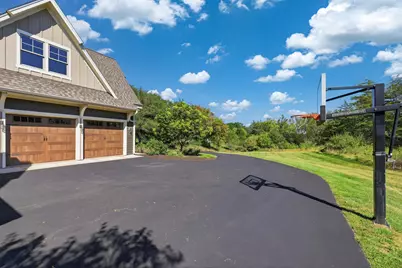 332 Lindsay Road, Hudson, WI 54016 - Photo 4