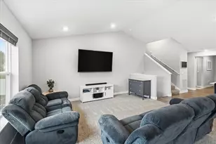 18001 Hidden Creek Trl, Lakeville, MN 55044 - Photo 10