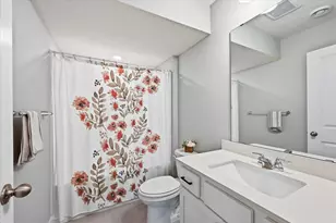 18001 Hidden Creek Trl, Lakeville, MN 55044 - Photo 18