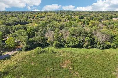 17908 Covington Road, Minnetonka, MN 55345 - Photo 2